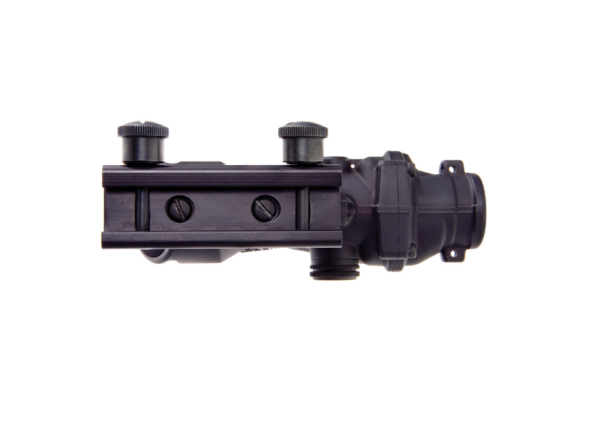 Prismenvisier TRIJICON ACOG 4x32 RED CHEVRON .223 BAC