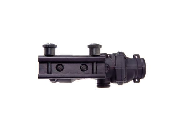 Prismenvisier TRIJICON ACOG 4x32 RED Xhair 300 BLK MERGED; TA51