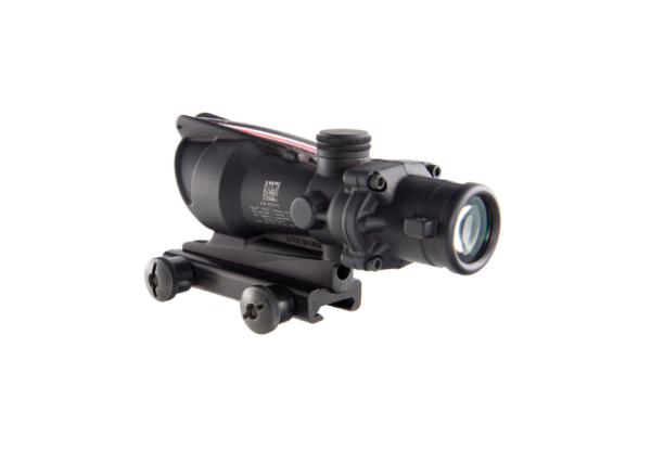 Prismenvisier TRIJICON ACOG 4x32 RED CHEVRON .223 BAC