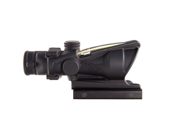 Prismenvisier TRIJICON ACOG 4x32 AMB CROSSHAIR 300 BLK MERGED; TA51