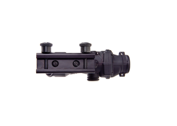 Prismenvisier TRIJICON ACOG 4x32 AMB CROSSHAIR 300 BLK MERGED; TA51